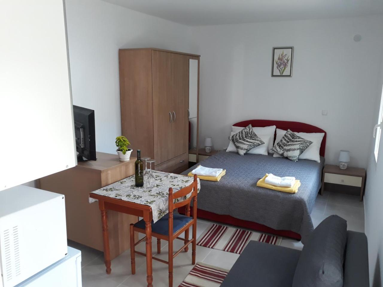 Studio Apartment Garden Dubrovnik Eksteriør billede