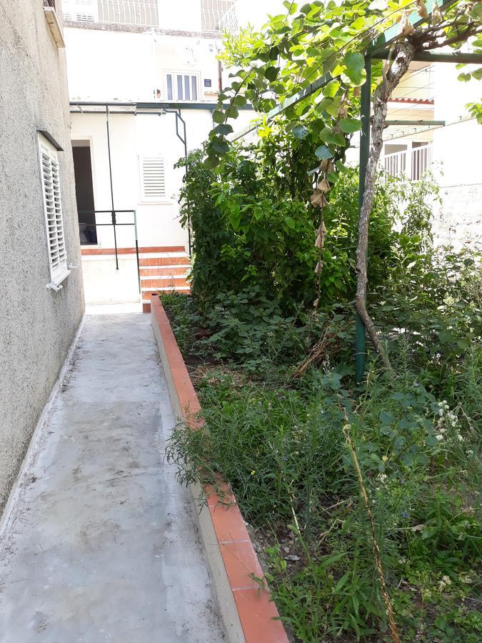 Studio Apartment Garden Dubrovnik Eksteriør billede